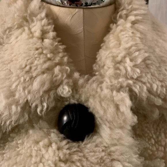 Absolutely stunning Coach 1941 Runway Shearling and leather coat! 😍 - Picture 12 of 13